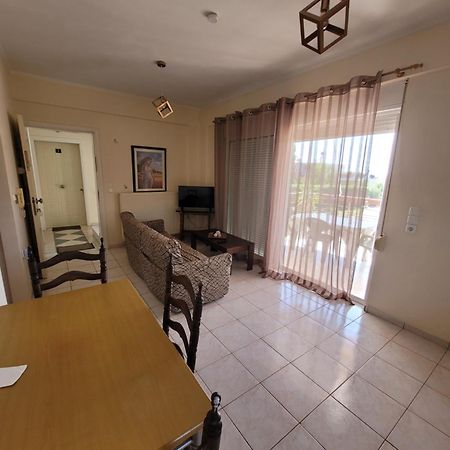 Ostria Seaside Apartments Pátra Kültér fotó