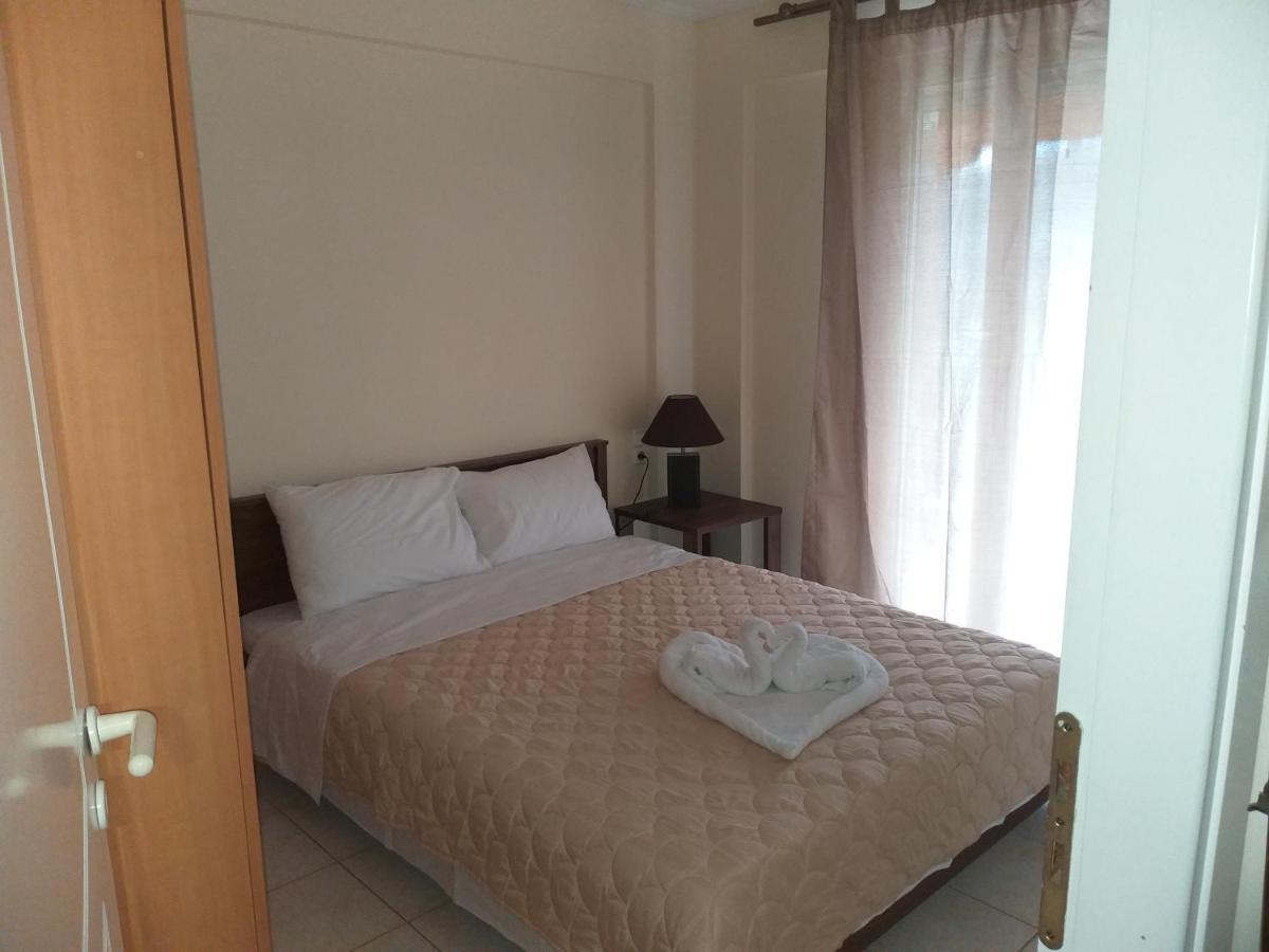 Ostria Seaside Apartments Pátra Kültér fotó