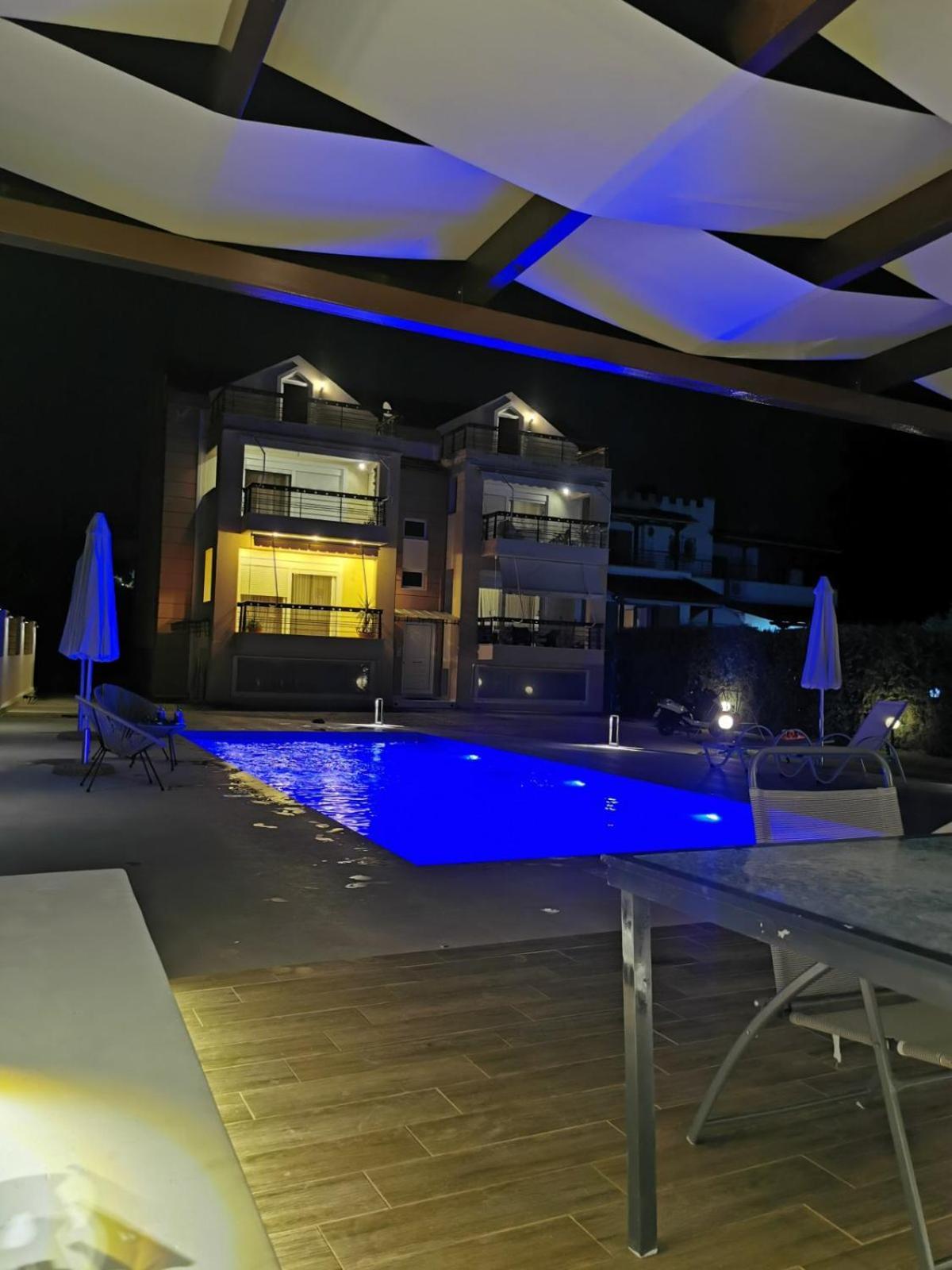Ostria Seaside Apartments Pátra Kültér fotó